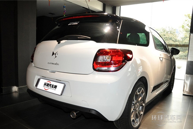 2012款 1.6L 時(shí)尚版