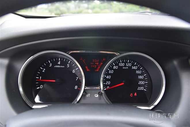 2013款 勁銳版 1.6XV 手動豪華版