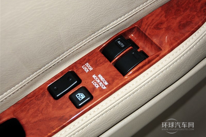 2012款 2.0L財富快車舒適版4Gi-VVT