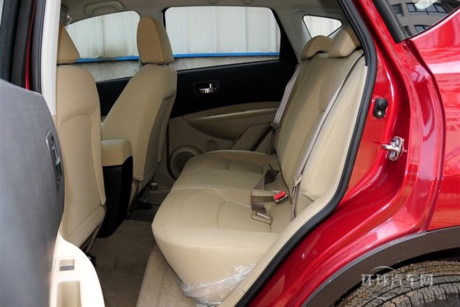 2012款 1.6XE 風 5MT 2WD