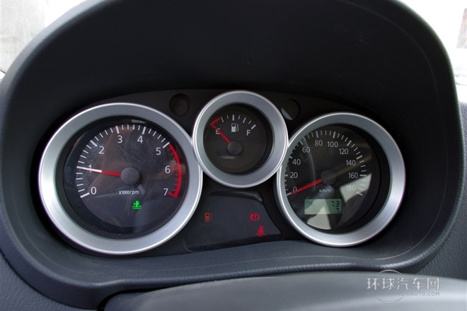 2012款 2.0L商務版標準型長軸4G63