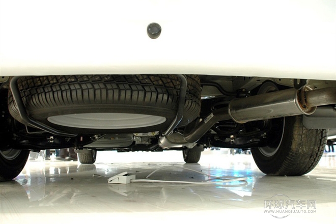 2010款 2.4L財(cái)富快車標(biāo)準(zhǔn)版M240-4G64