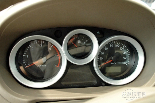 2010款 2.4L財富快車標準版M240-4G64