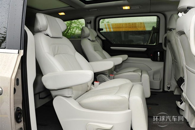 2014款 2.0T 自動豪華版