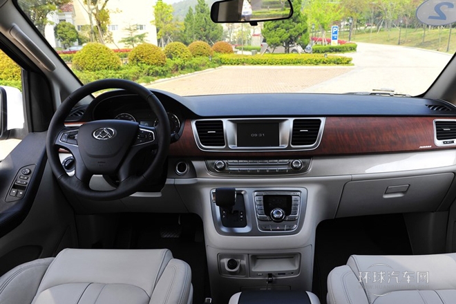 2014款 2.0T 自動(dòng)豪華版