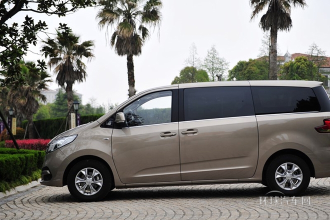 2014款 2.0T 自動豪華版