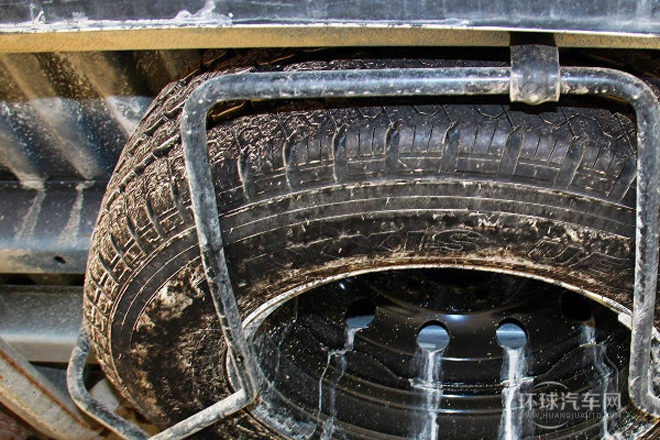 2014款 2.5T傲運通短軸中頂