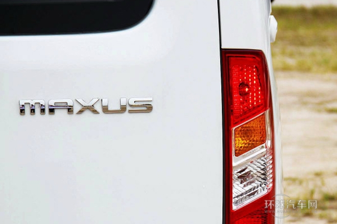 2014款 2.5T傲運通短軸中頂