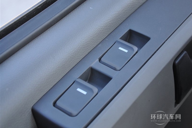 2014款 2.5T傲運通長軸中頂