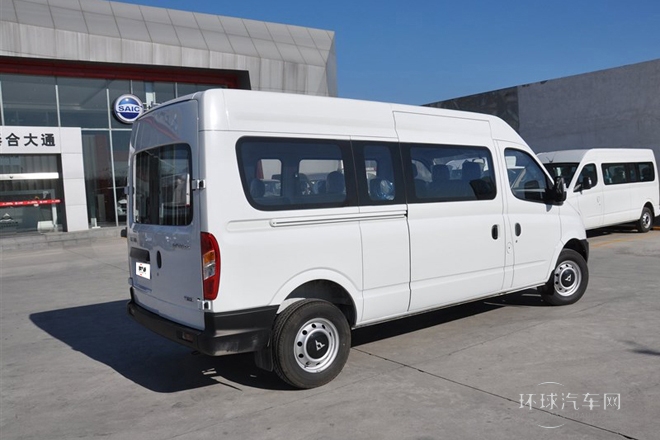 2014款 2.5T傲運通長軸中頂