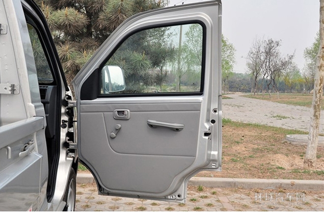 2013款 1.0L 標(biāo)準(zhǔn)版