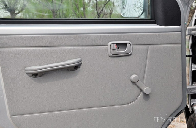 2013款 1.0L 標準版