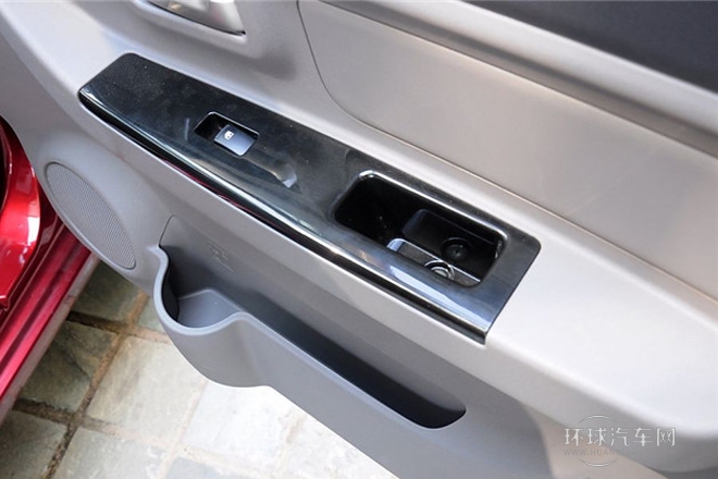 2014款 1.5L標準型