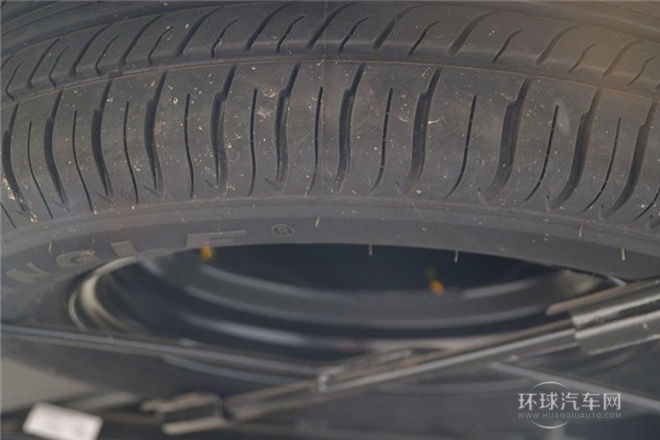 2013款 1.5L實力型