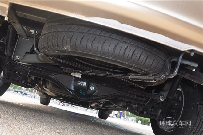 2013款 1.5L樂(lè)尚型