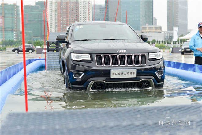 2014款 5.7L 旗艦尊悅版