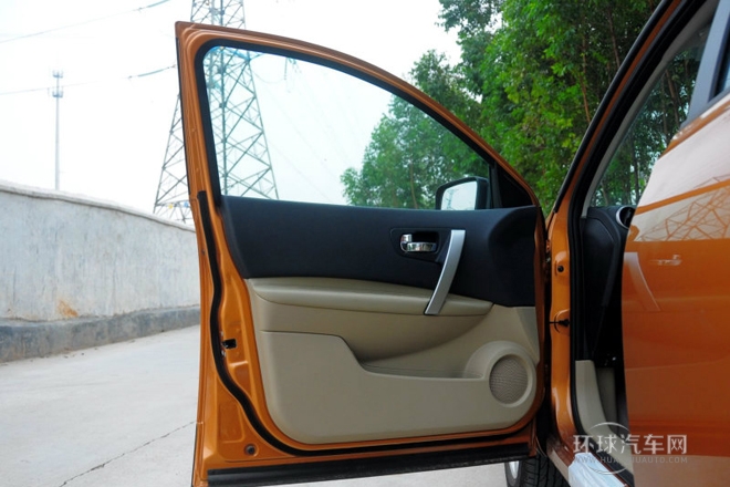 2012款 2.0XV 龍 CVT 4WD