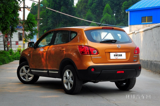 2012款 2.0XV 龍 CVT 4WD