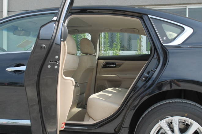 2013款 2.0L XE時(shí)尚版