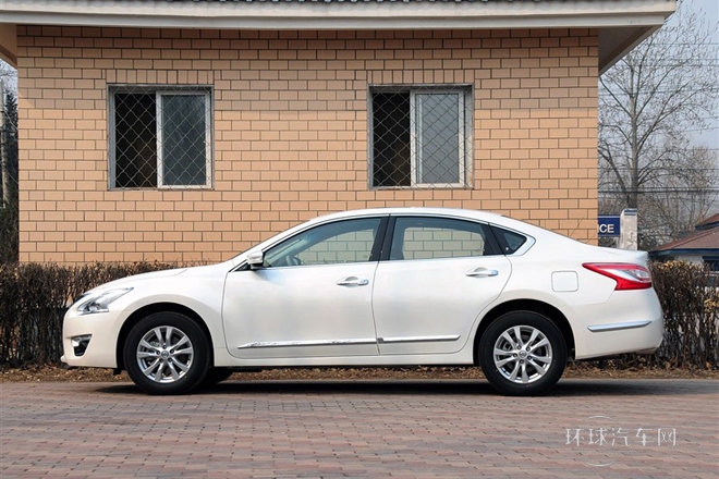 2013款 2.0L XL舒適版