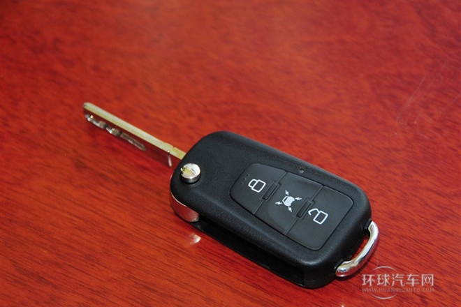 2013款 1.8T 4WD 自動(dòng)豪域版