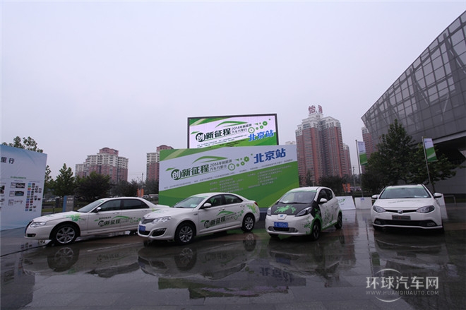 2013款 3.2L 4WD 自動尊域版