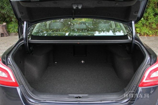 2013款 2.5L XL-NAVI豪華版