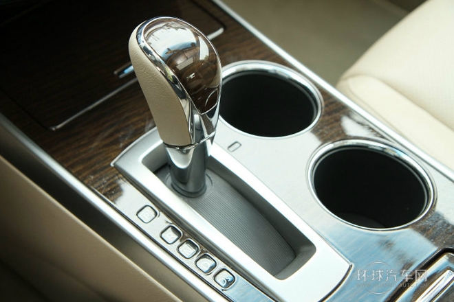 2013款 2.5L XL-UpperNAVI Tech尊貴版