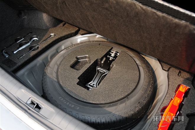 2013款 2.5L XL領(lǐng)先版