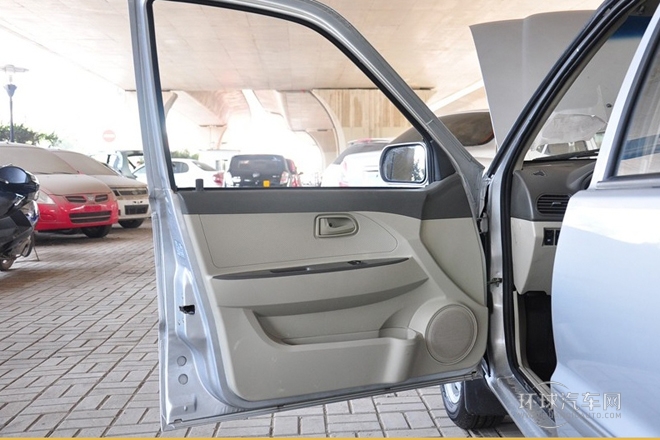 2011款 A+ 1.0L 兩廂