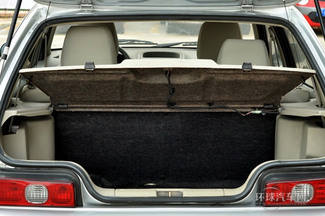 2011款 A+ 1.0L 兩廂（無空調）