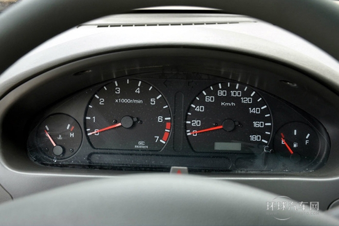 2011款 A+ 1.0L 兩廂（無空調）