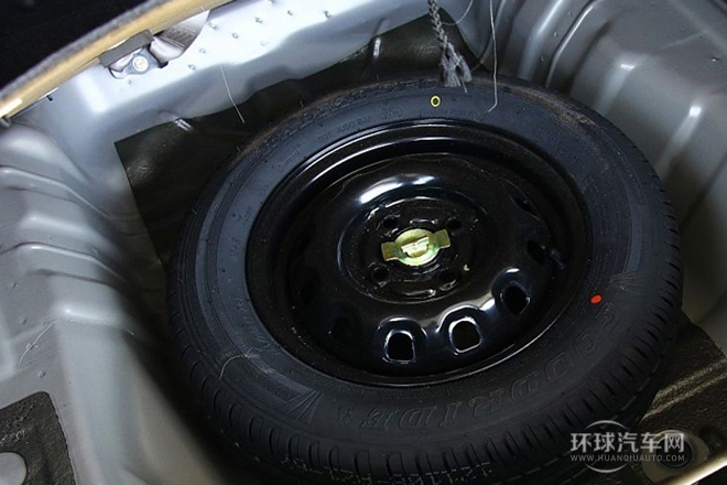 2014款 1.3L 手動標準型