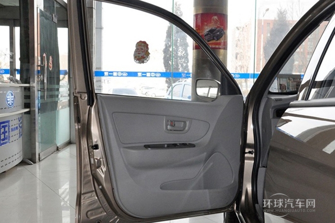 2014款 1.0L 手動標準型