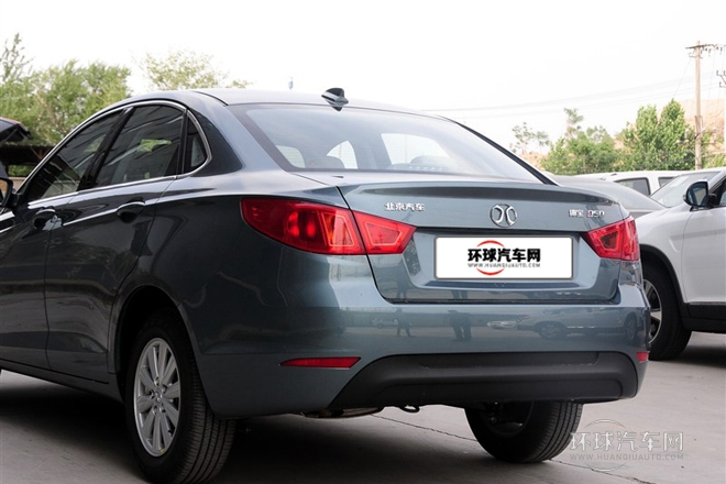 2014款 1.5L 手動標準版