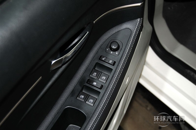 2014款 1.5L 手動舒適版