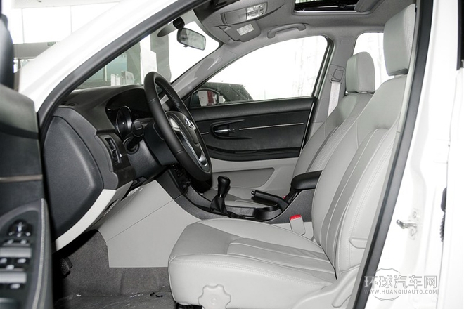 2014款 1.5L 手動舒適版