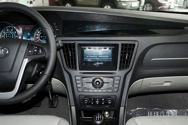 2014款 1.5L 手動舒適版