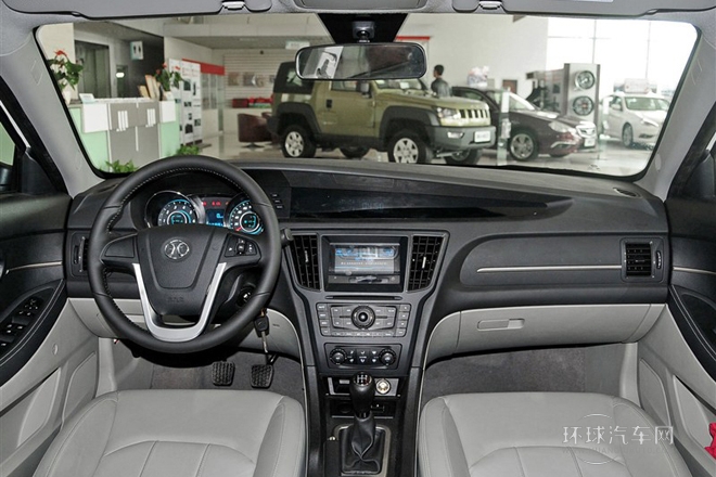 2014款 1.5L 手動(dòng)舒適版