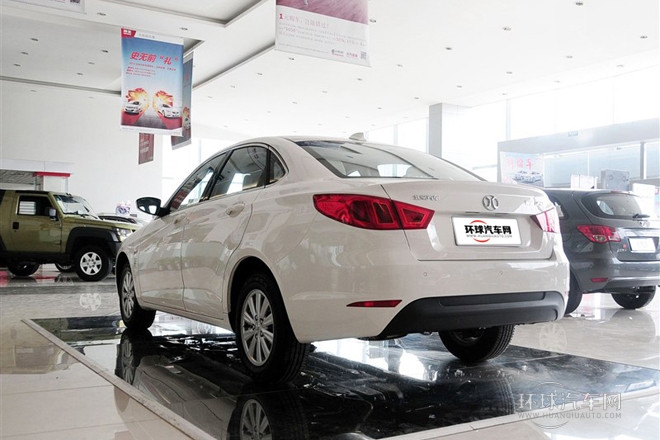 2014款 1.5L 手動舒適版