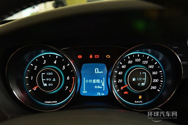 2014款 1.5L 手動精英版