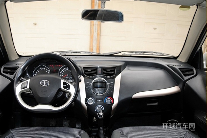 2013款 1.3L 手動智能節油尊貴型