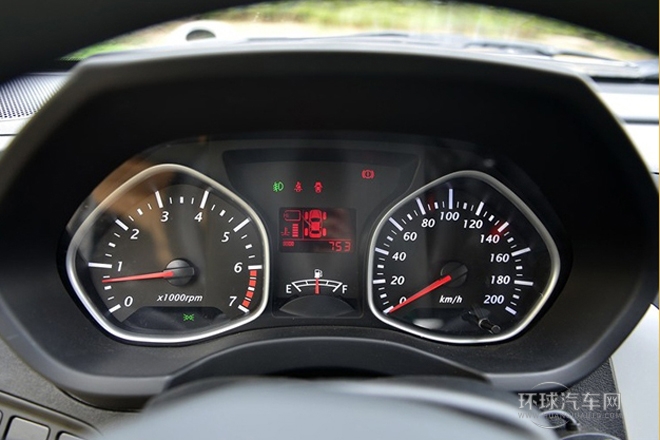 2013款 1.3L 手動尊貴型