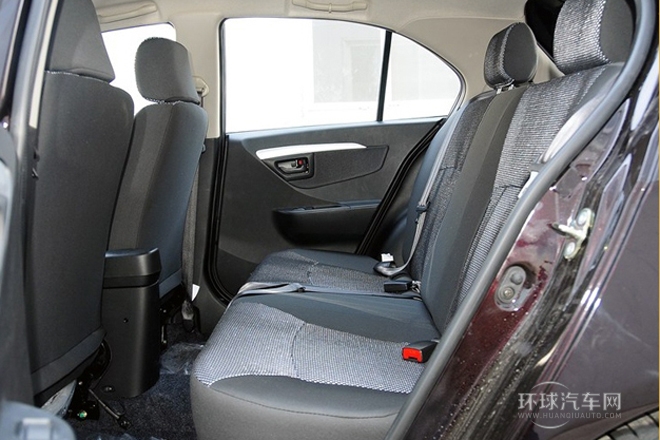 2013款 1.3L 手動(dòng)豪華型