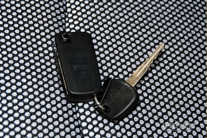 2013款 1.3L 手動舒適型