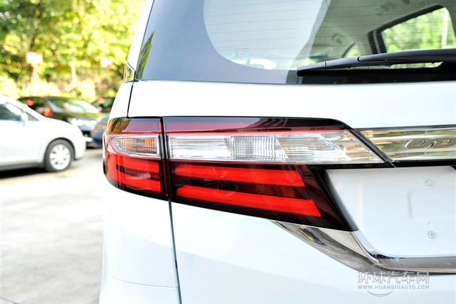 2015款 2.4L 舒適版