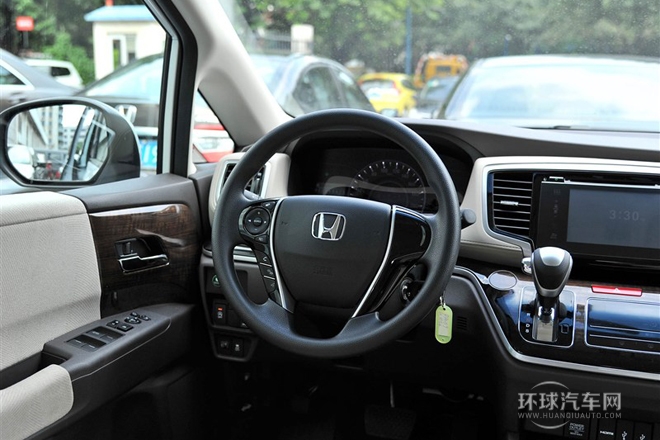 2015款 2.4L 舒適版