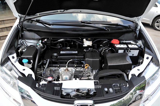 2015款 2.4L 舒適版