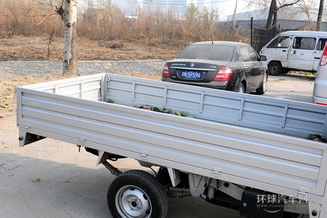 2011款 1.0L基本型加長箱