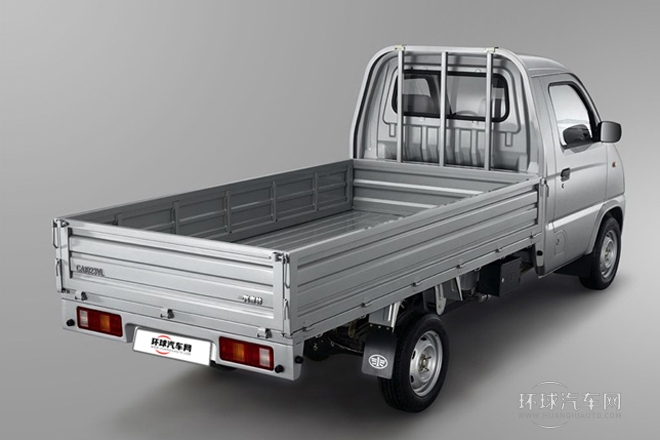 2011款 1.0L基本型標(biāo)箱